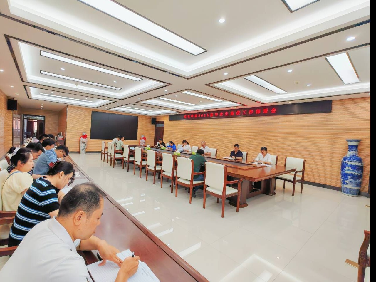 配图.jpg