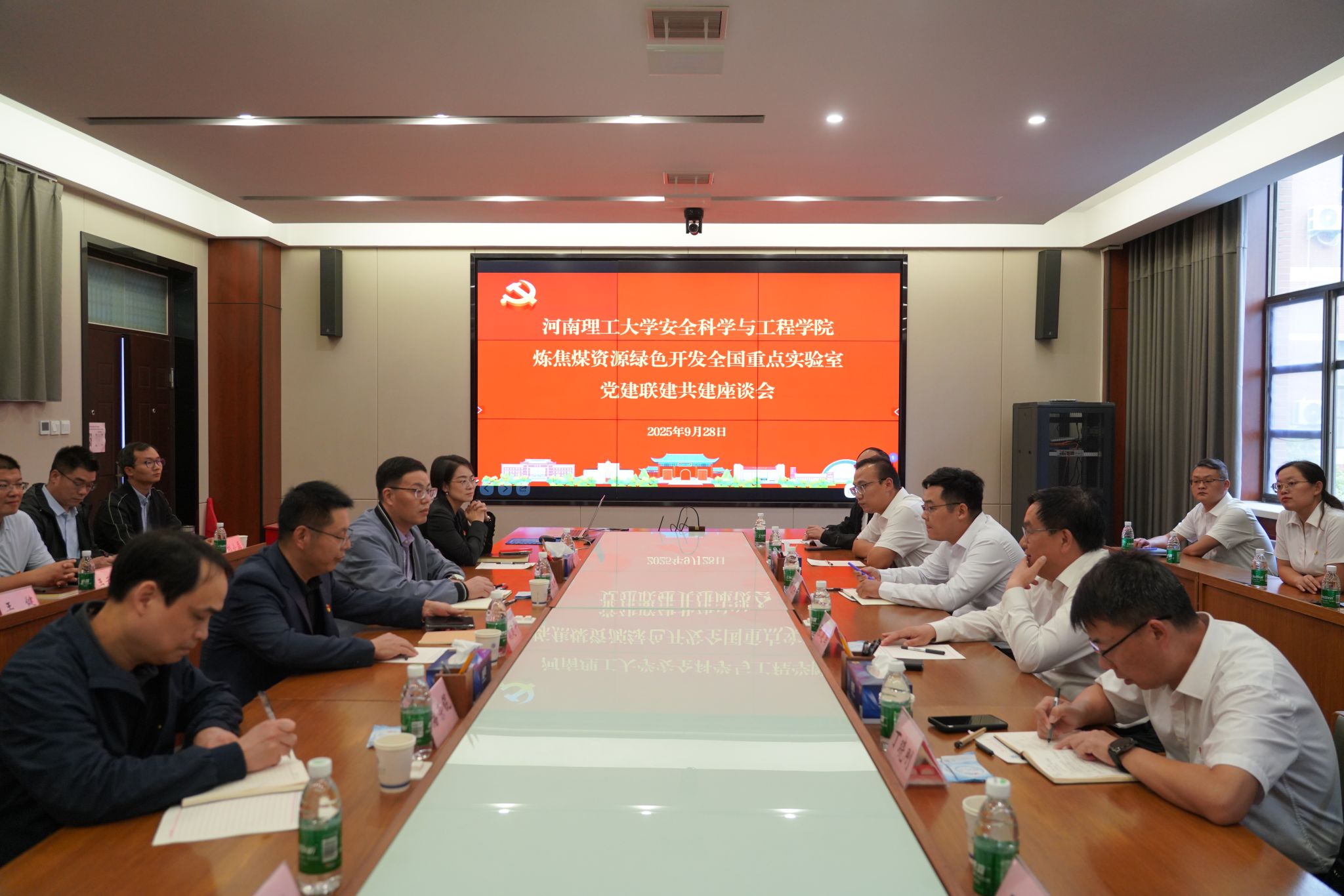 会场掠影.jpg