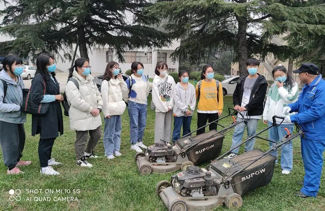 21745169840748204 blob.png