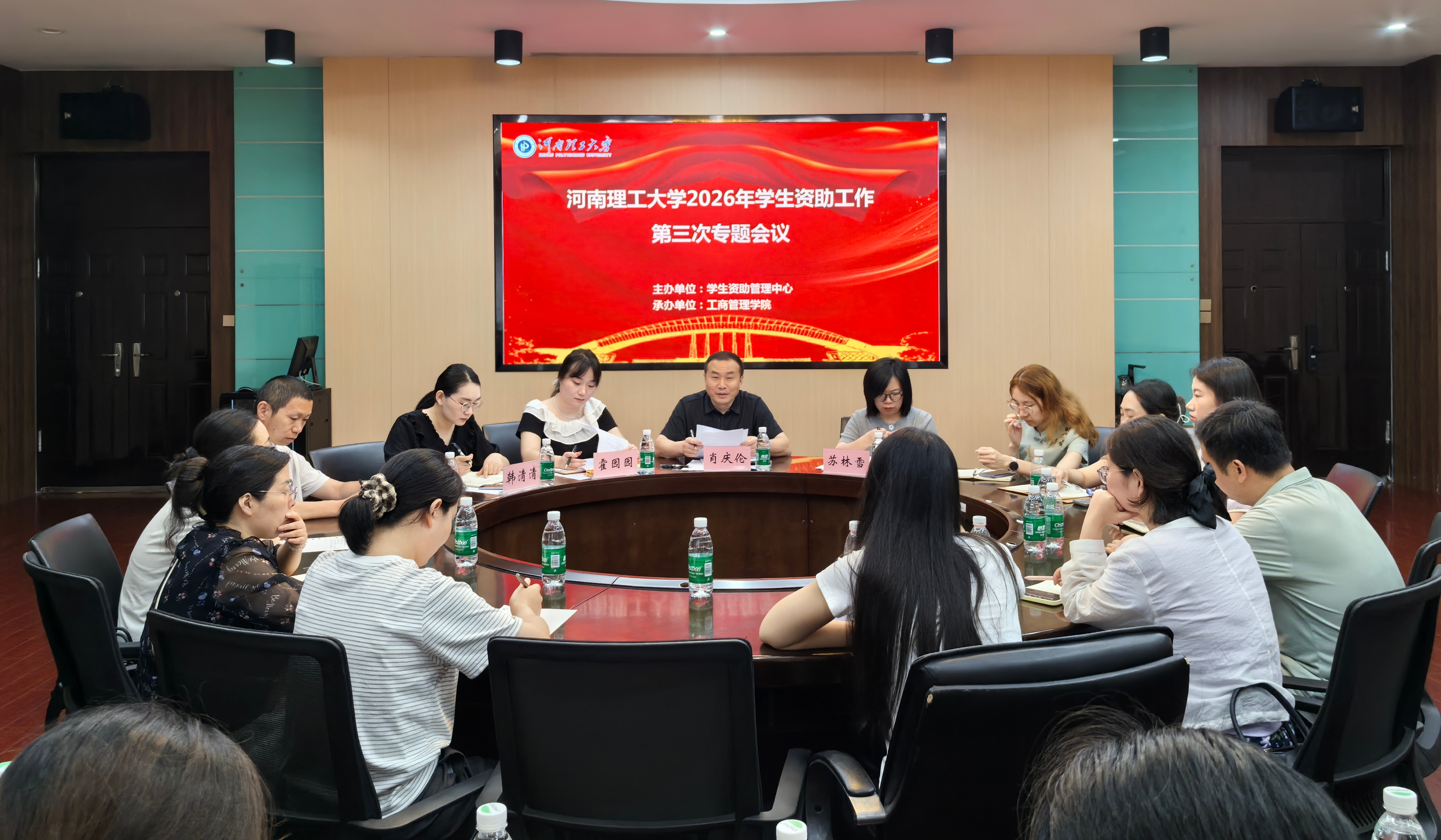 d73bc299a17ef65eeb817db75628c878.jpg